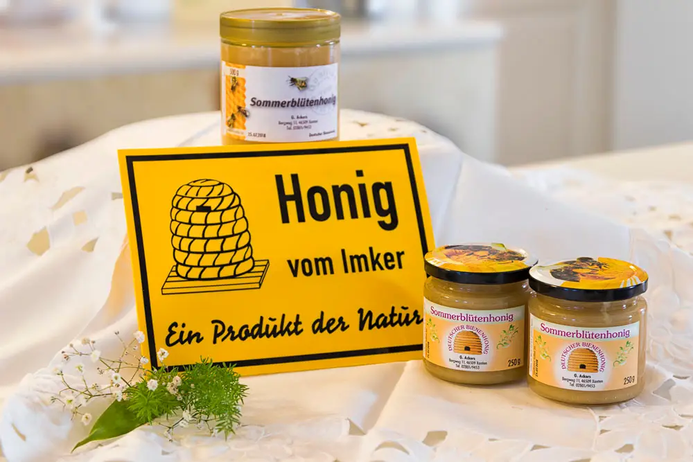Honig aus eigener Imkerei im Fürstenberger Hof in Xanten